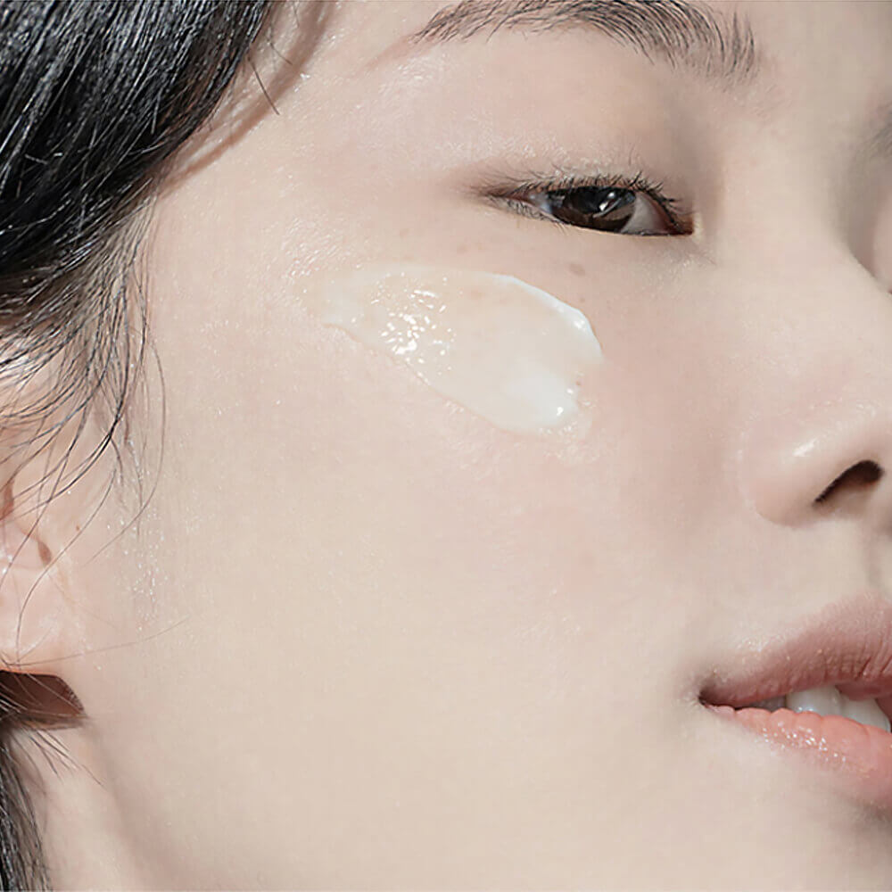 Noni Özü Içeren Cildi Onarıcı Ve Yatıştırıcı Etkili Nemlendirici Krem CELIMAX The Real Noni Energy Repair Cream 50 ML - Görsel 4