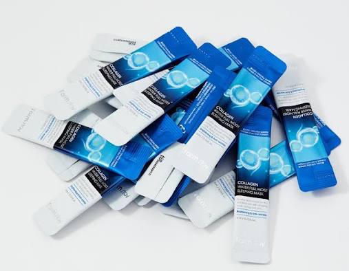 Kolajenli Nemlendirici Gece Maskesi FARMSTAY Collagen Water Full Moist Sleeping Mask (4 ml * 20 ADET) - Görsel 3